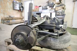 Mercedes-Benz COMPAKT W115 Autres pièces de suspension avant 