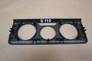 Skoda Fabia Mk3 (NJ) Console centrale, commande chauffage/clim 6V0819075