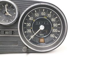 Mercedes-Benz COMPAKT W115 Compteur de vitesse tableau de bord 