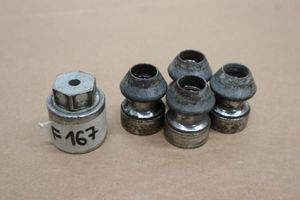 Ford S-MAX Anti-theft wheel nuts and lock 