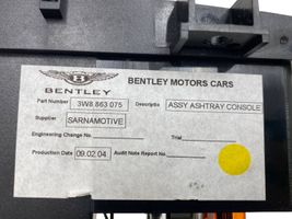 Bentley Continental Tuhkakuppi (edessä) 3W8863075