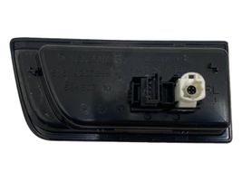 BMW M4 F82 F83 Connecteur/prise USB 9207358