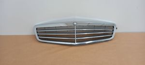 Mercedes-Benz C AMG W204 Grille de calandre avant A2048801483