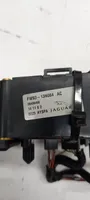 Jaguar XJ X351 Interruptor/palanca de limpiador de luz de giro 8W8313335AA