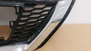 Nissan Qashqai Grille calandre supérieure de pare-chocs avant 62310HV00A