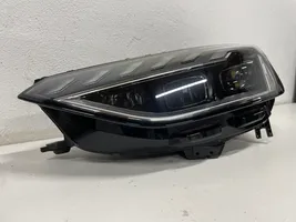 Audi A4 S4 B9 Lampa przednia 8W0941033D