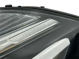 Mercedes-Benz A W176 Lampa przednia A1769069100