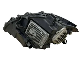 Mercedes-Benz A W176 Lampa przednia A1769069100