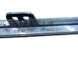 Mercedes-Benz A W176 Moulure de pare-chocs avant A1768852521