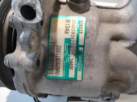 Ford Fiesta Compressore aria condizionata (A/C) (pompa) 1442F