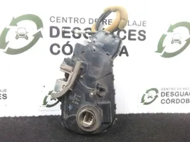 Toyota Land Cruiser (J150) Blocco chiusura del portellone 6911060232