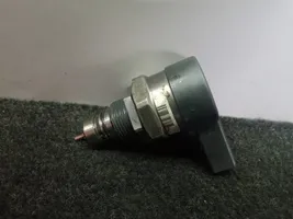 Skoda Fabia Mk3 (NJ) Czujnik ciśnienia oleju 
