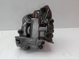 Renault Master III Oil pump 150009761R