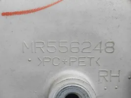 Mitsubishi Montero Klamka zewnętrzna drzwi przednich MR556248