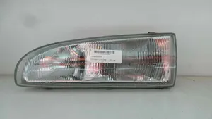 Hyundai H-100 Lampa przednia 082211114L
