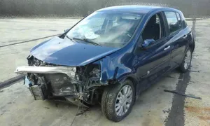 Renault Clio III Arbre d'entraînement avant 8200441340