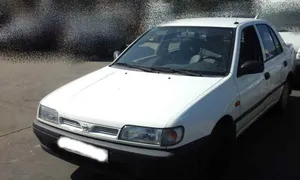 Nissan Sunny Półoś przednia 