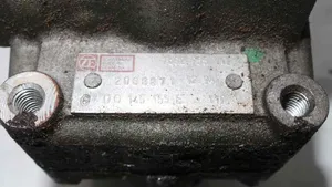 Audi A8 S8 D2 4D Pompe de direction assistée 4D0145155E