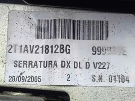 Ford Tourneo Priekšpusē slēdzene 2T1AV21812BG