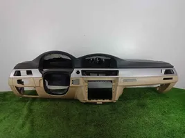 BMW 3 E90 E91 Панель 
