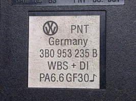 Volkswagen Passat Alltrack Interruttore luci di emergenza 3B0953235B