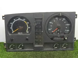 Nissan Laurel Speedometer (instrument cluster) 