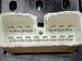 Hyundai Matrix Interrupteur commade lève-vitre 9357017100YN