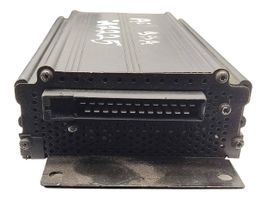 Audi A4 S4 B5 8D Amplificateur de son 8D0035225A