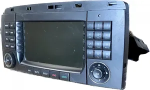 Mercedes-Benz R W251 Radio/CD/DVD/GPS-pääyksikkö 