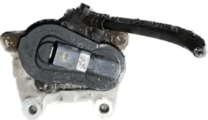 Volkswagen PASSAT B7 Rear brake caliper 