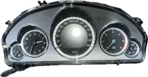 Mercedes-Benz E C207 W207 Compteur de vitesse tableau de bord 