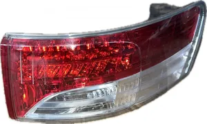 Toyota Avensis T270 Lampa tylna 