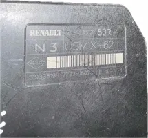 Renault Master III Boîte à fusibles 