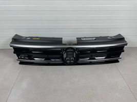 Volkswagen Tiguan Griglia superiore del radiatore paraurti anteriore 5NA853653