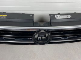 Volkswagen Tiguan Griglia superiore del radiatore paraurti anteriore 5NA853653