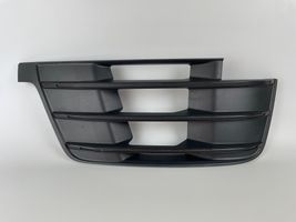 Audi Q7 4M Grille inférieure de pare-chocs avant 4M0807682D