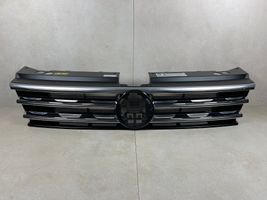 Volkswagen Tiguan Griglia superiore del radiatore paraurti anteriore 5NA853653B