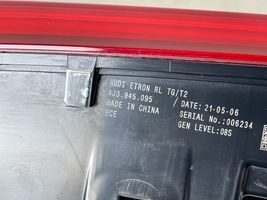 Audi E-tron GT Galinis žibintas dangtyje 4J3945095