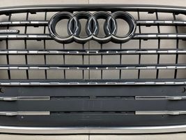 Audi Q7 4M Griglia superiore del radiatore paraurti anteriore 4M0853651F