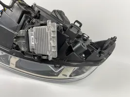 Volvo S60 Lampa przednia 31420262