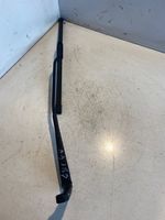 Volkswagen PASSAT B5.5 Front wiper blade arm 