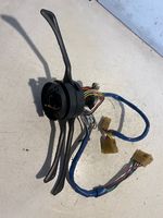 Lada Niva Interruptor/palanca de limpiador de luz de giro 3700379577