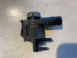 Audi A4 Allroad Turboahtimen magneettiventtiili 1K0906283A