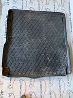 Volkswagen PASSAT B7 Trunk/boot mat liner 