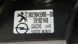 Peugeot 208 Elektryczny podnośnik szyby drzwi tylnych 9829046180