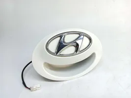 Hyundai i20 (GB IB) Uchwyt / Rączka zewnętrzna otwierania klapy tylnej / bagażnika 87371-1J600