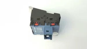 Citroen DS7 Crossback Interrupteur de verrouillage centralisé 