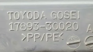 Toyota Land Cruiser (J120) Oro filtro dėžė 1789330020