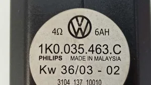 Volkswagen Golf V Garso stiprintuvas 310413710010