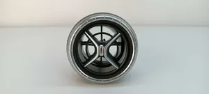 Mercedes-Benz CLA C117 X117 W117 Kojelaudan keskiosan tuuletussuuttimen ritilä A11783003549051